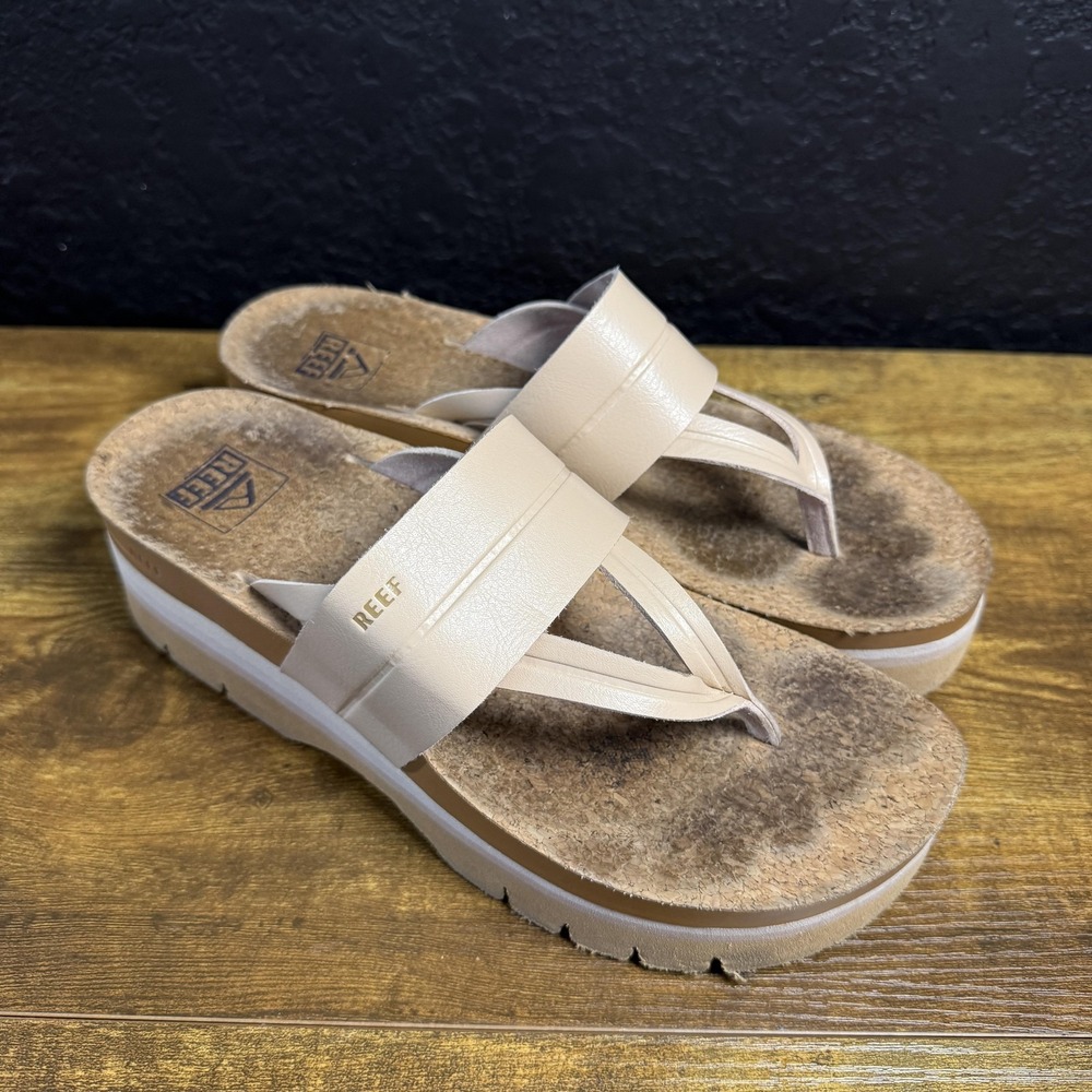 Reef Cushion Lennox Higher Beige Synthetic Platform Thong Sandals‎ Womens 8.5
